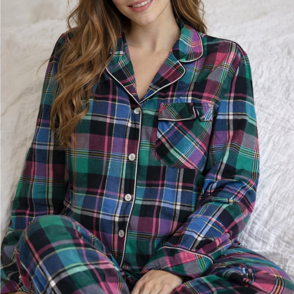 Victorias Secret Plaid Button-Up Pajama Set